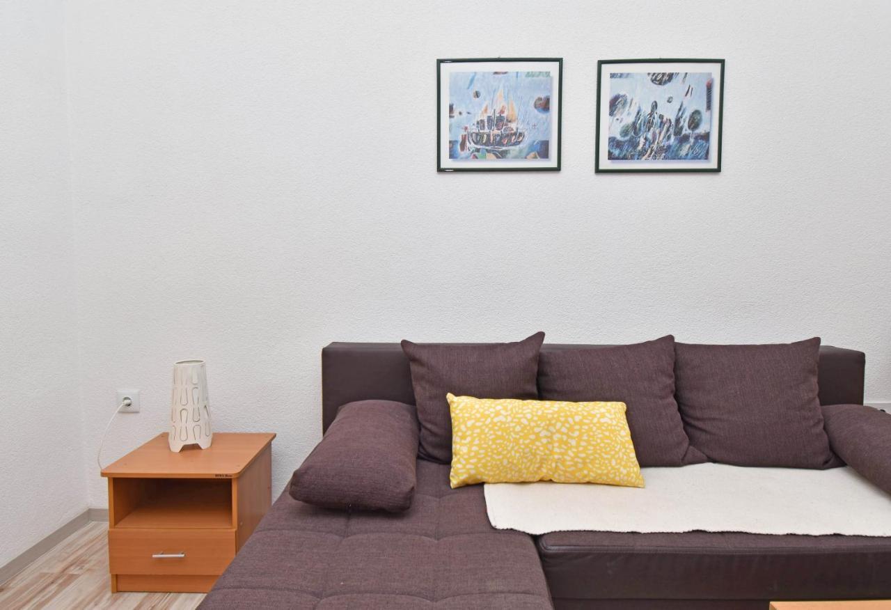 Apartments Despot Tučepi Eksteriør billede