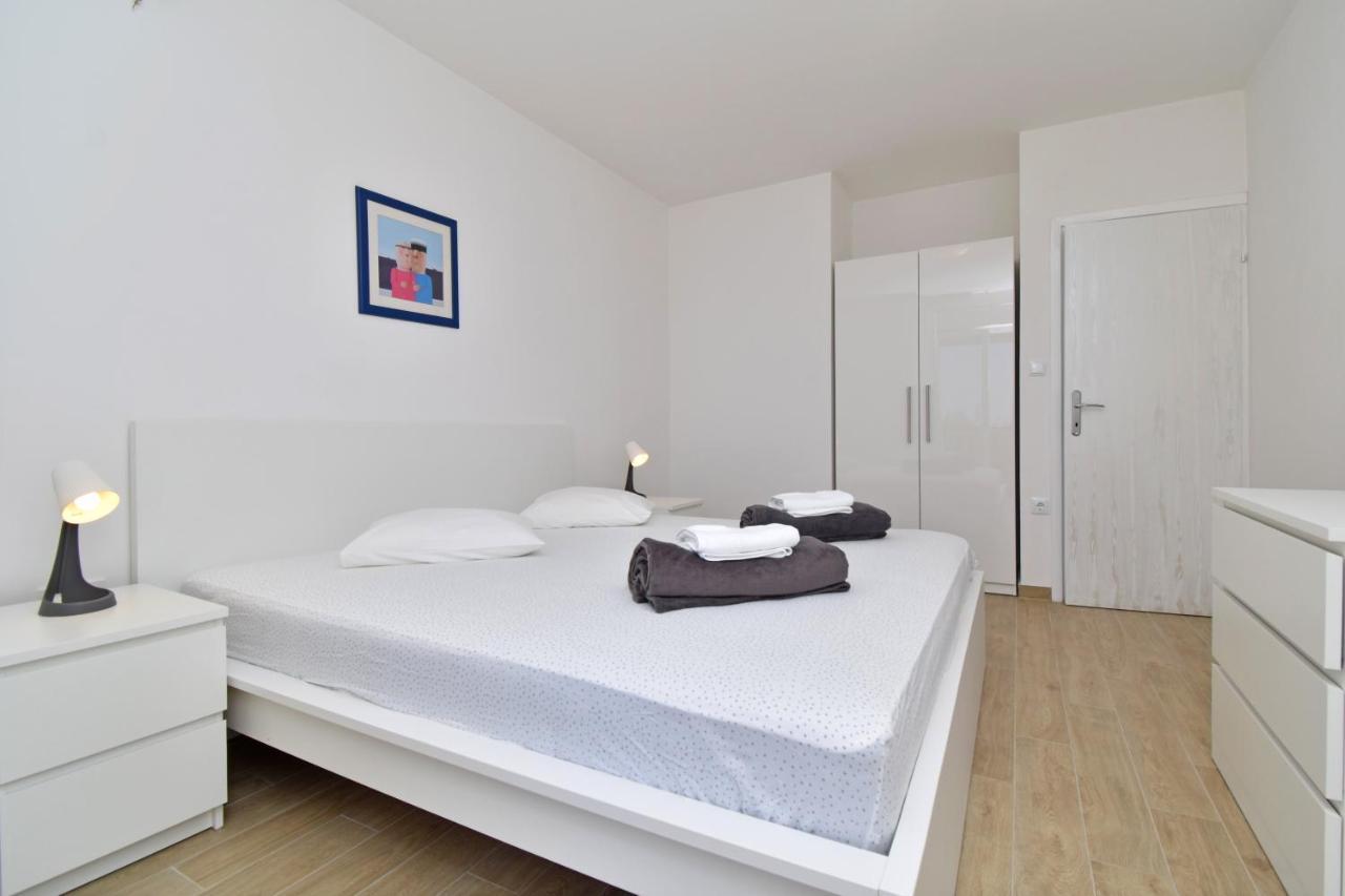 Apartments Despot Tučepi Eksteriør billede