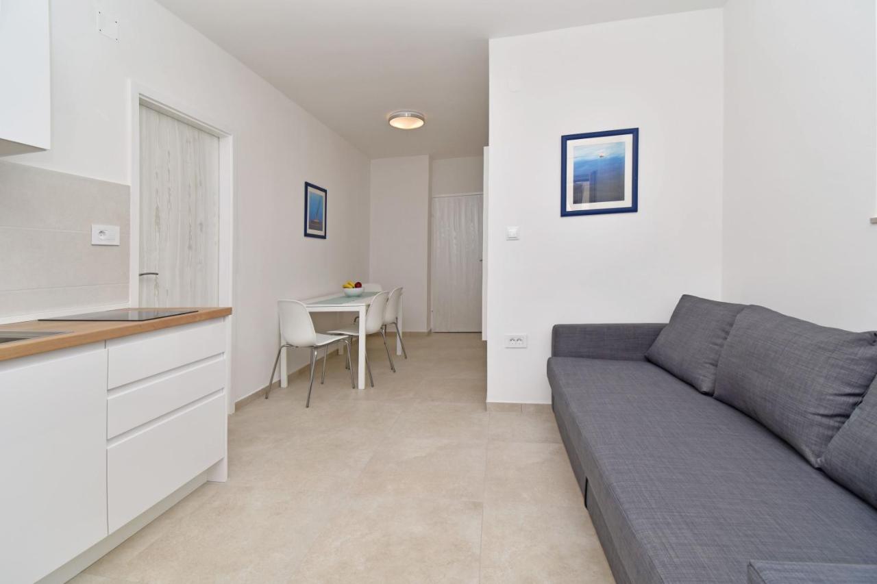 Apartments Despot Tučepi Eksteriør billede