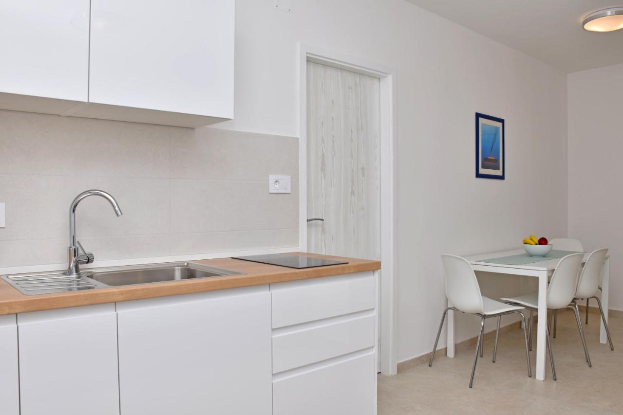 Apartments Despot Tučepi Eksteriør billede